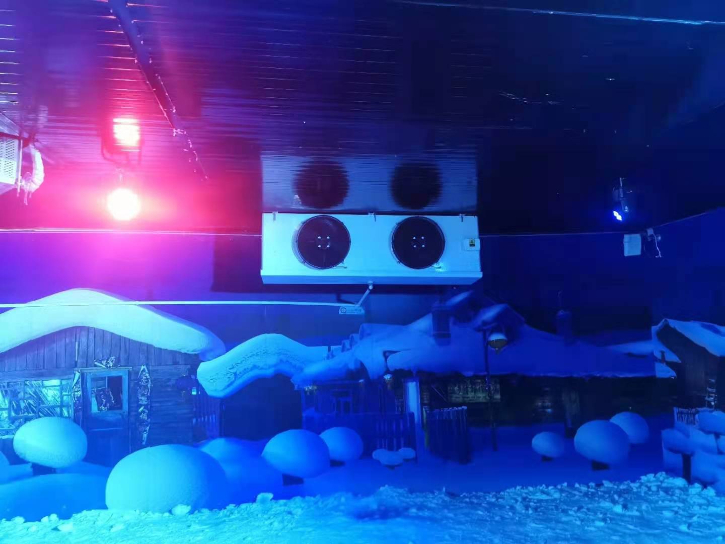 滑雪場(chǎng)，室內(nèi)冰雪世界冷庫(kù)歡樂谷建造